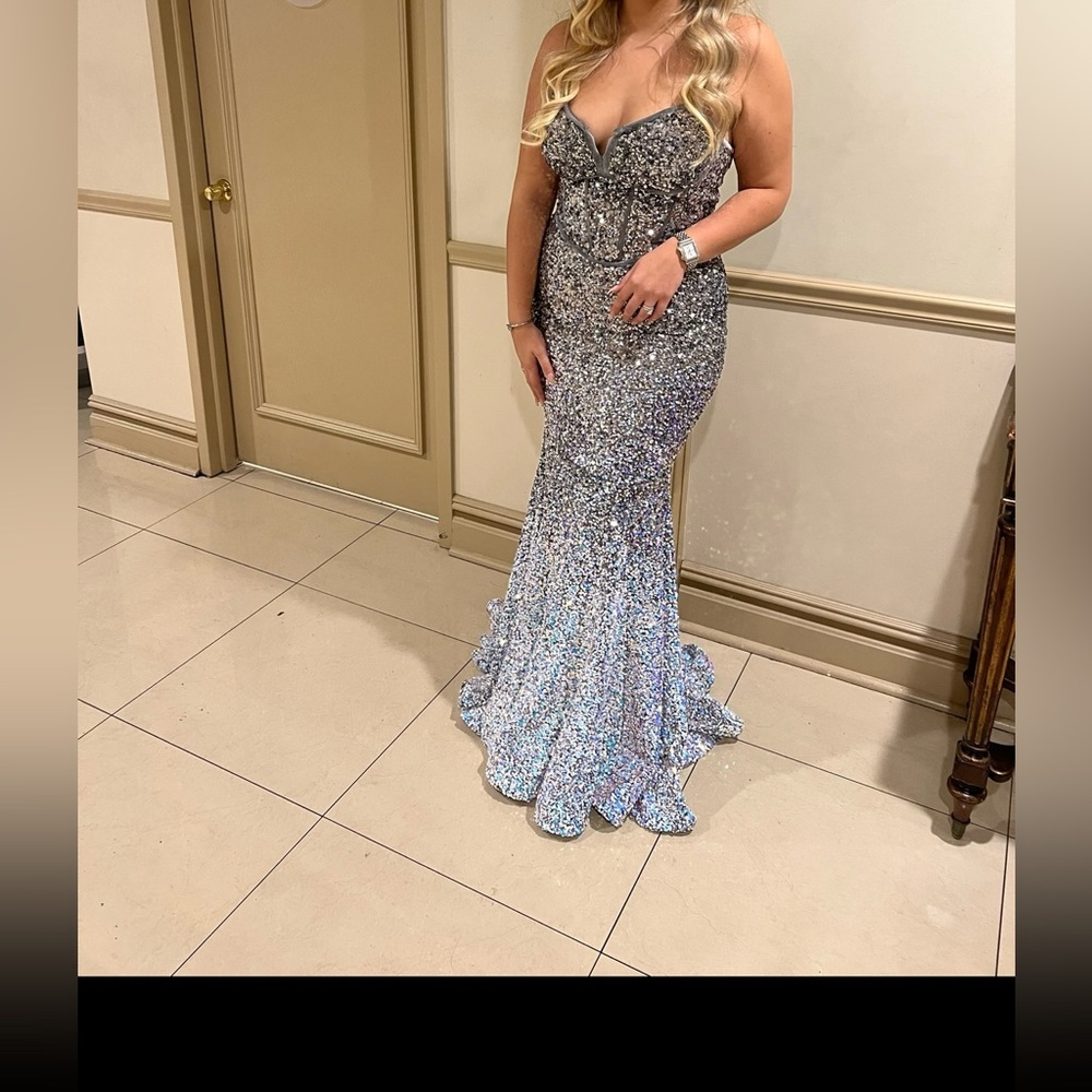 Portia & Scarlet gown